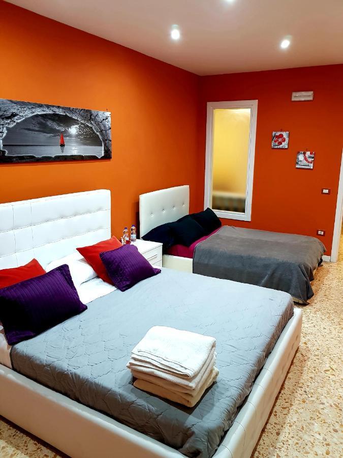 B&B Centralstationhouse Nápoly Kültér fotó