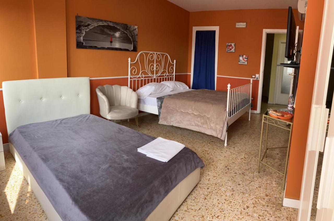 B&B Centralstationhouse Nápoly Kültér fotó